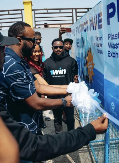 Project PWE (Plastic Waste Exchange) Project PWE (Plastic Waste Exchange)